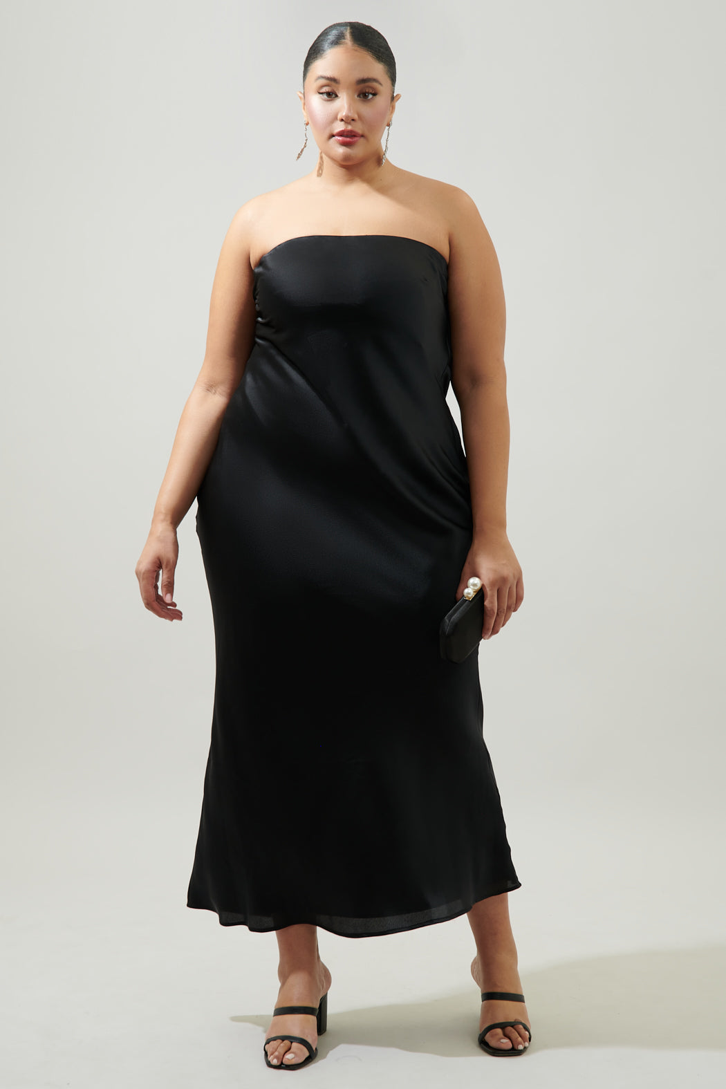 Infinite Strapless Open Back Satin Convertible Maxi Dress Curve Black / 3X by Sugarlips Infinite Strapless Open Back Satin Convertible Maxi Dress Curve Black / 3X by Sugarlips