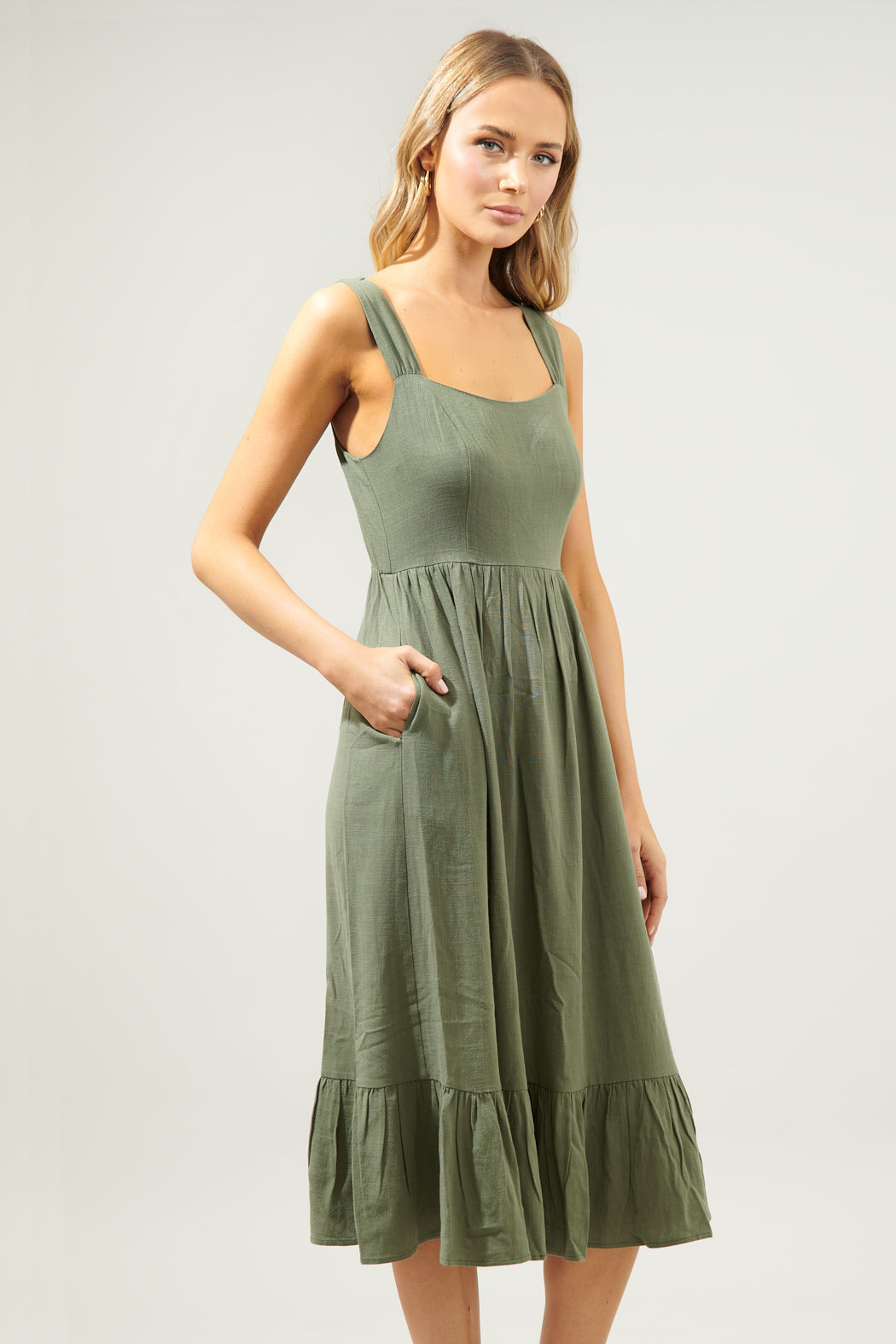 Sunnyvale Linen Jumper Midi Dress Sugarlips Sunnyvale Linen Jumper Midi Dress Sugarlips